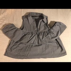 Super cute Zara short sleeve off shoulder top